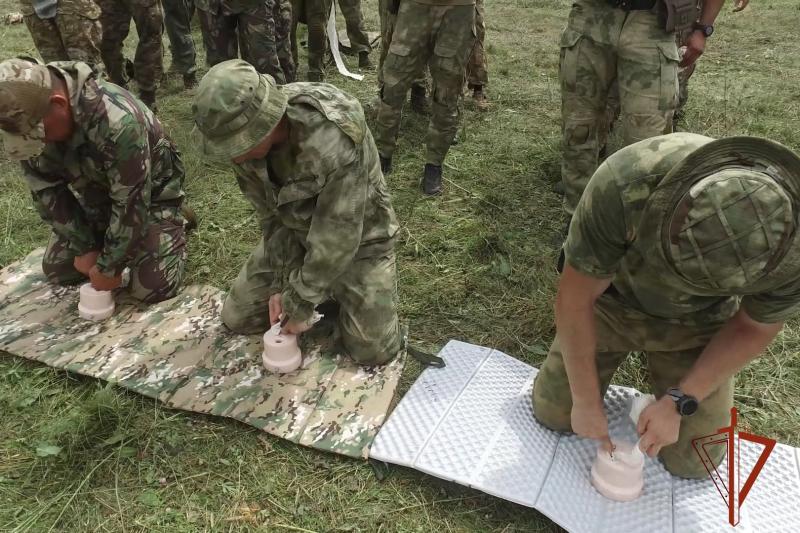 Сбор санитарных инструкторов Сибирского округа Росгвардии прошел в Алтайском крае