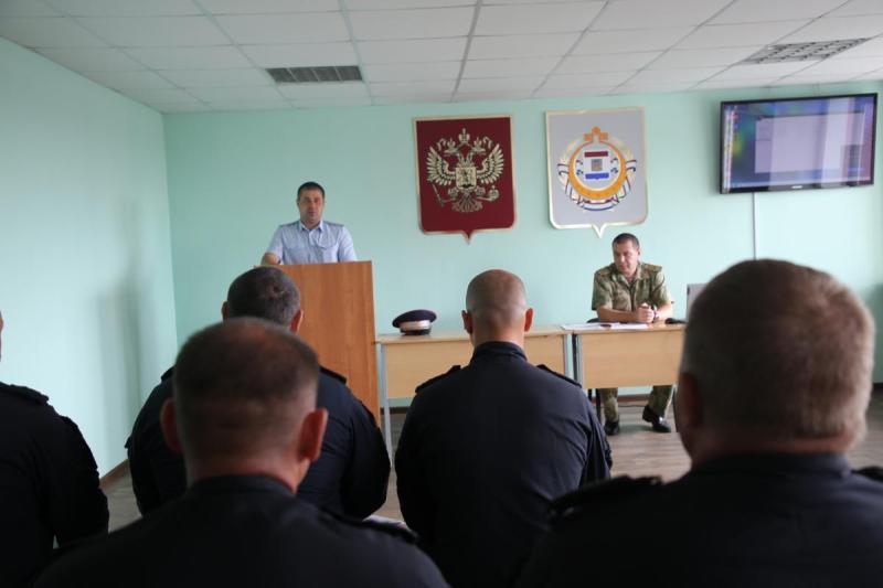 В Мордовии представитель ГАИ провел занятие с сотрудниками спецподразделения Росгвардии