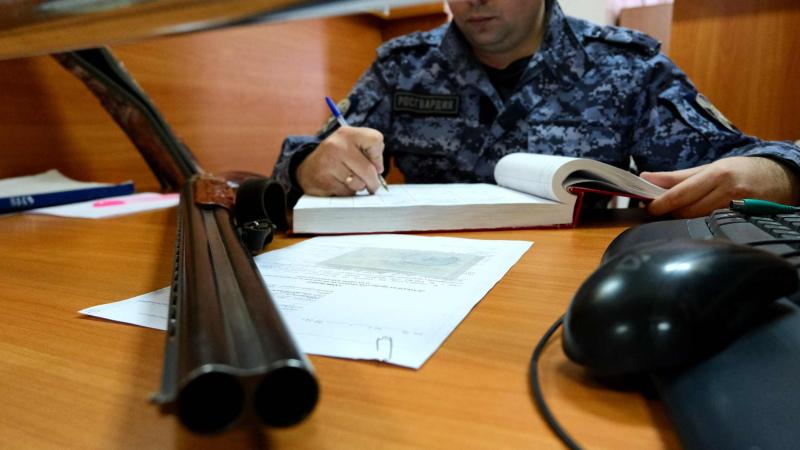 Росгвардейцы проверили за неделю более 200 владельцев оружия в Тамбовской области