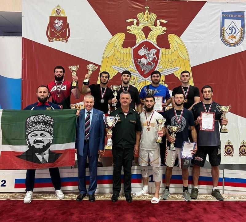 Команда Северо-Кавказского округа Росгвардии одержала победу в ведомственном чемпионате по комплексному единоборству