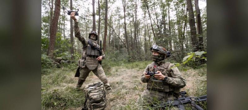 На харьковском направлении операторы БПЛА 116-й бригады Росгвардии вывели из строя артиллерийские позиции ВСУ