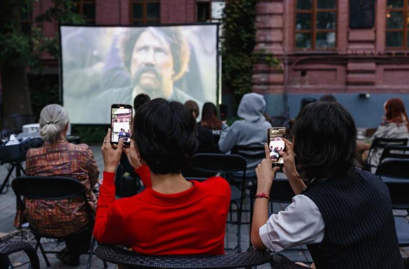 Кино как мост между поколениями: молодежь Владивостока по-новому открыла для себя историю XVII века