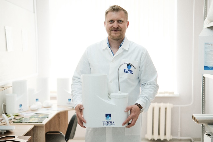 Виктор Кордюков рассказывает, чем вода ПВВК отличается от обычных фильтров