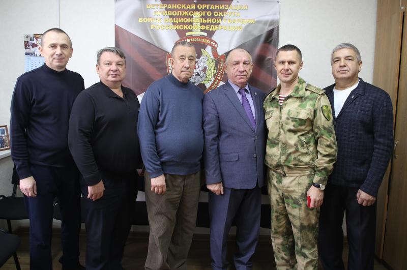 В Мордовии ветеранам войск правопорядка вручили награды