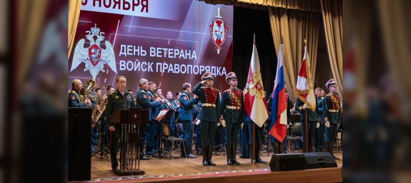 Герой России генерал армии Виктор Золотов вручил государственные и ведомственные награды ветеранам Росгвардии