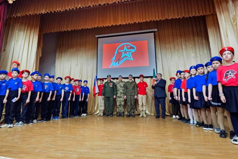 В Казани военнослужащие спецназа Росгвардии провели мероприятия, посвящённые Дню Героев Отечества