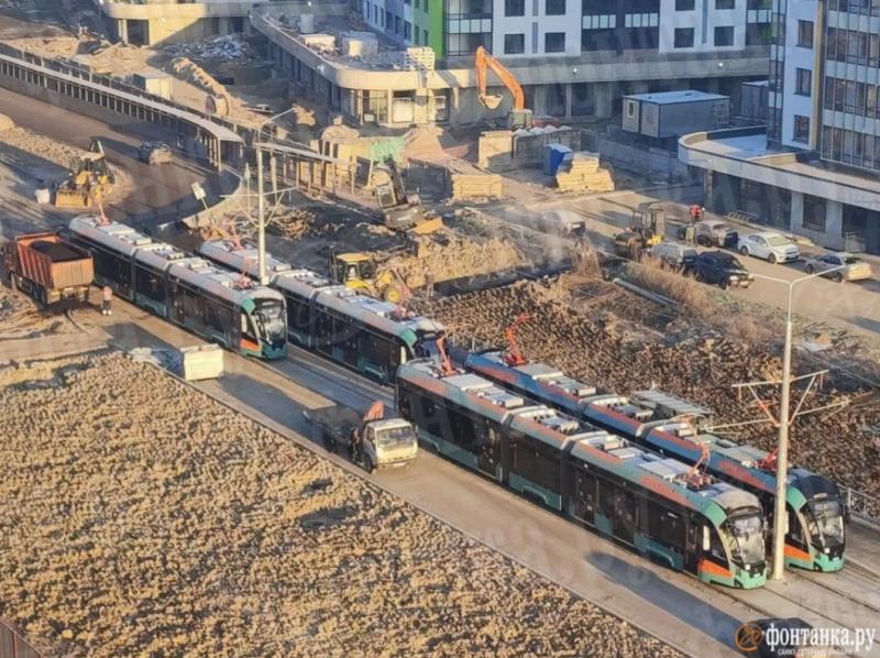 Посмотрите, как тестируют трамвай в Шушарах. Его запустят в этом году