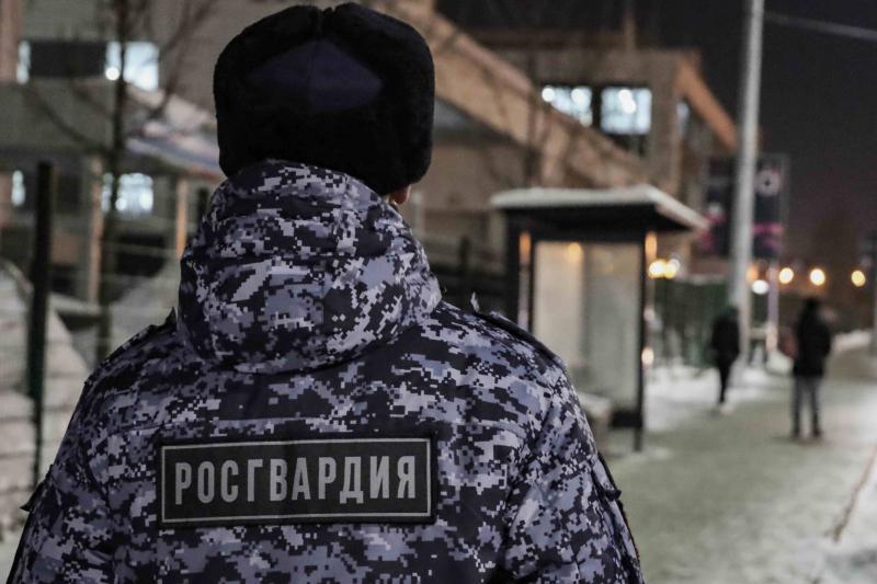 Росгвардейцы оказали содействие в задержании предполагаемого виновника в хищении более 50 тысяч рублей