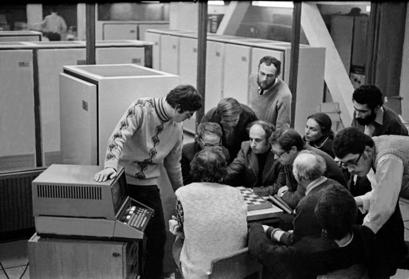 Момент истины для искусственного интеллекта: 50 лет назад ИИ впервые открыл новое, недоступное человеку